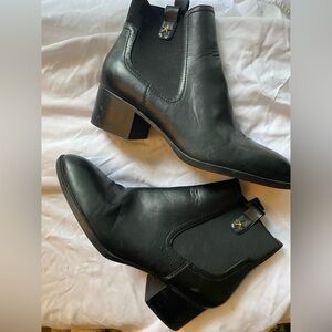 Tommy Hilfiger black Chelsea boots